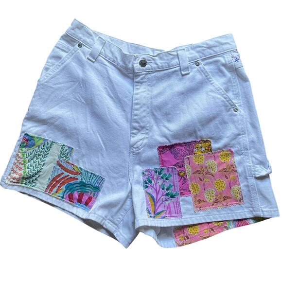 Vintage Lee Dungarees Floral Embroidered Patchwork Shorts Women’s White Waist 30 - Picture 1 of 11